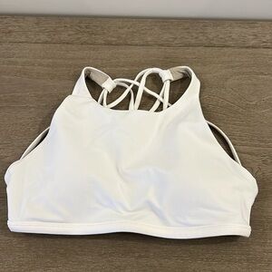 Lululemon free to be bra size 8